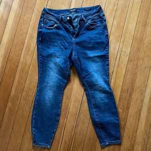 Judy Blue women’s jeans size 16w